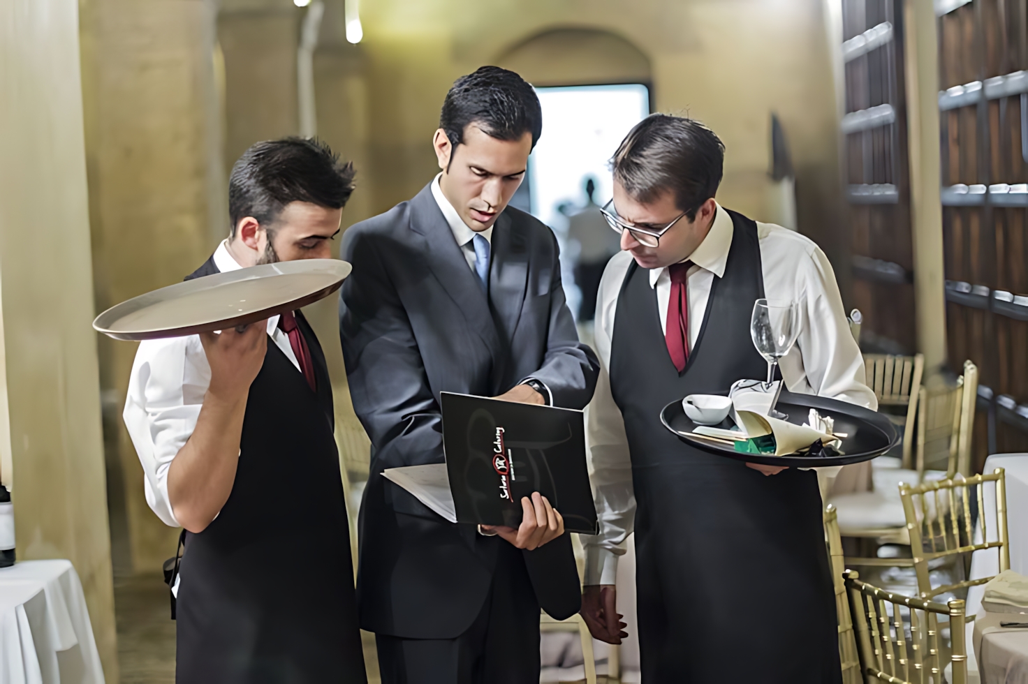 Professional Hosts Qatar